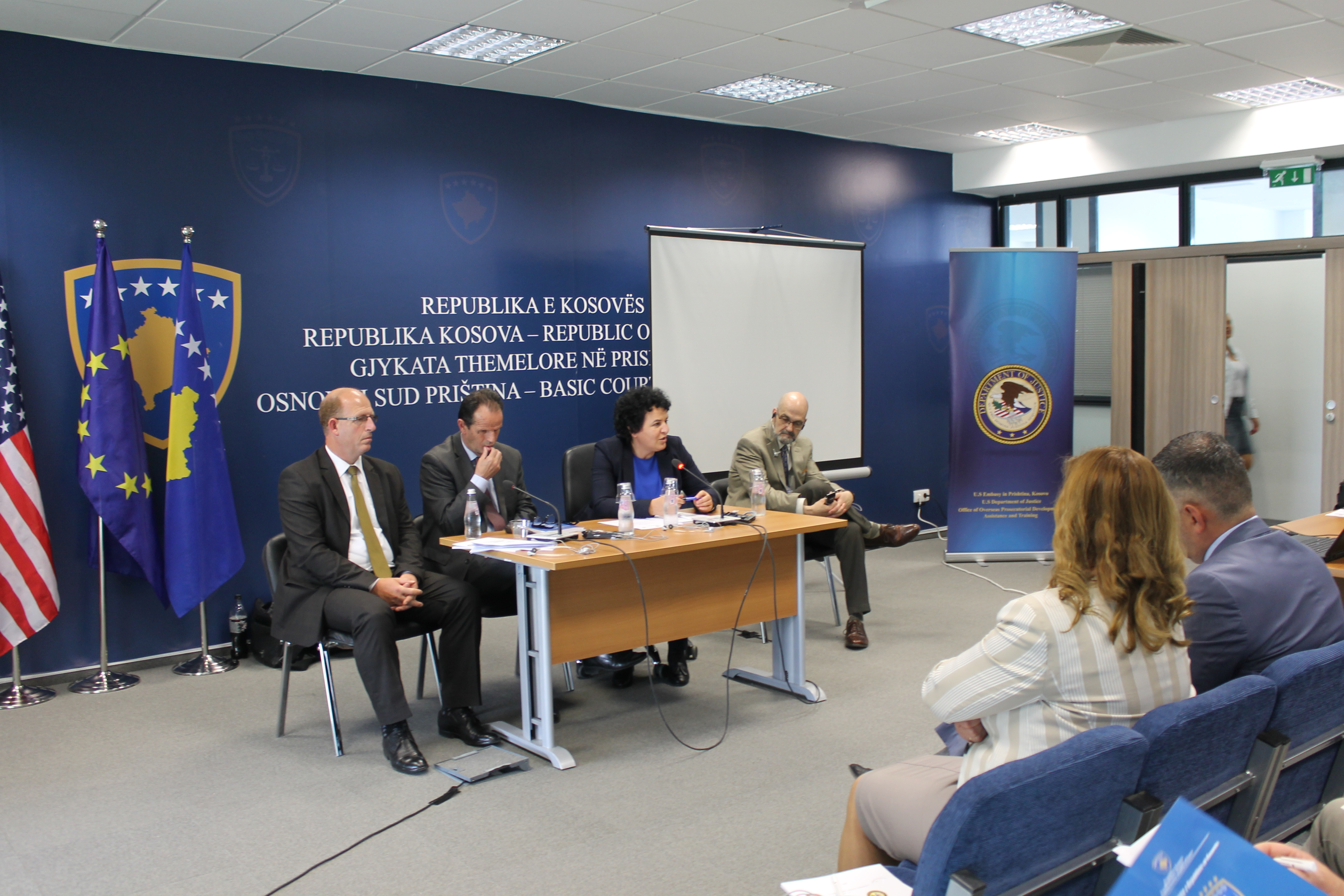 Mbahet punëtoria për diskutimin rreth harmonizimit të politikës ndëshkimore në Kosovë