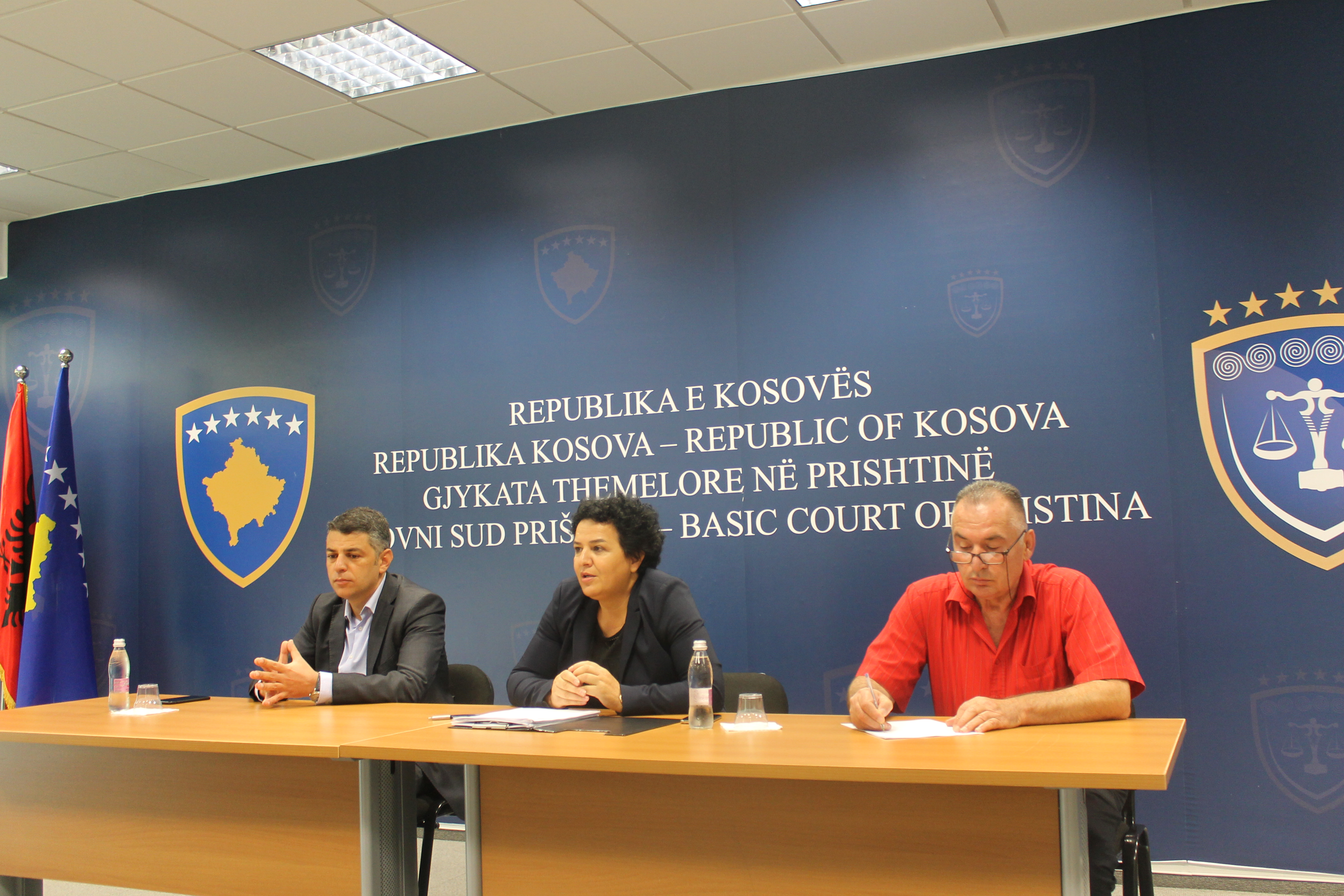Takim i kryetares së Gjykatës Themelore në Prishtinë me gjyqtarët e Gjykatës