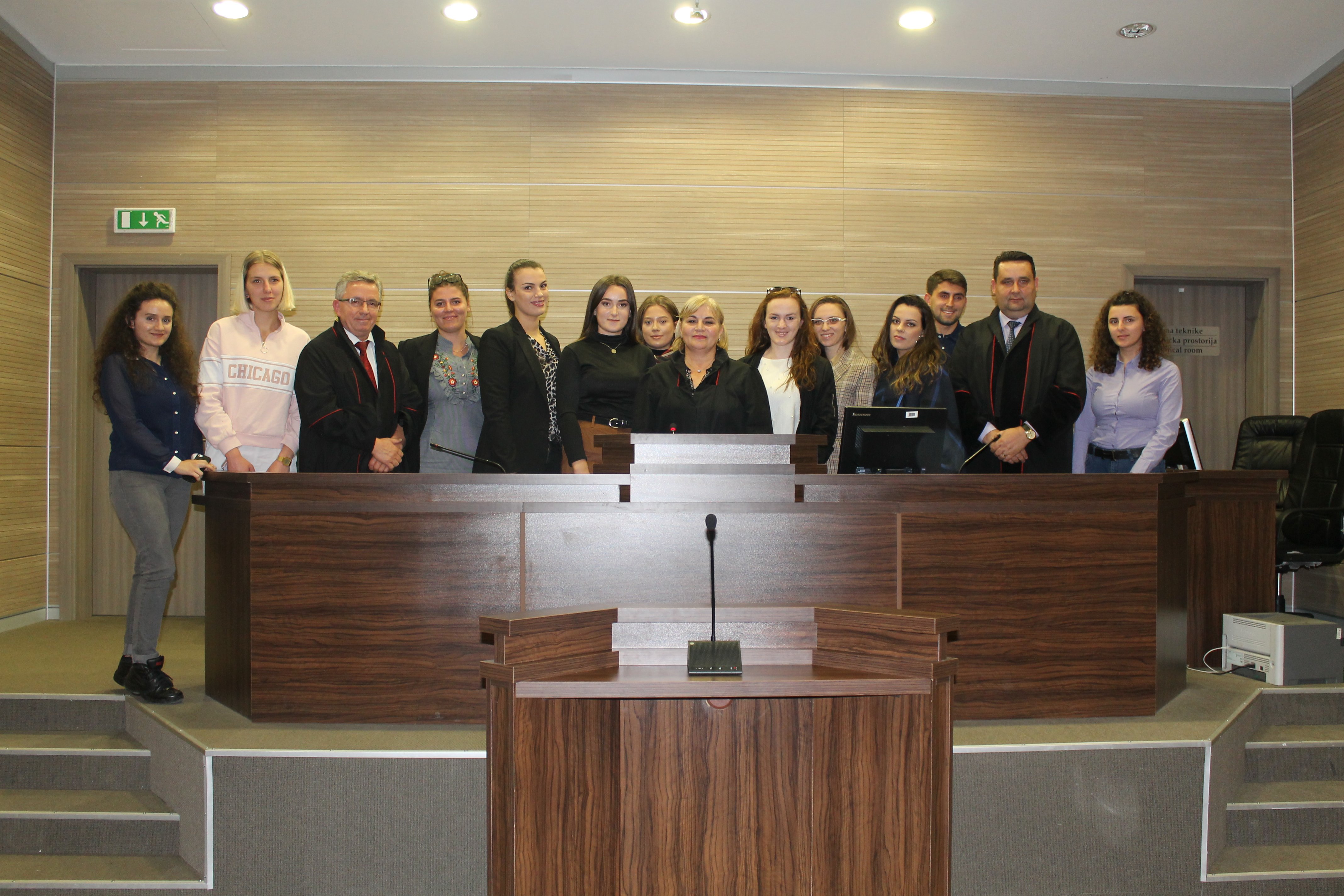 Studentët e Fakultetit Juridik vizituan Gjykatën Themelore në Prishtinë