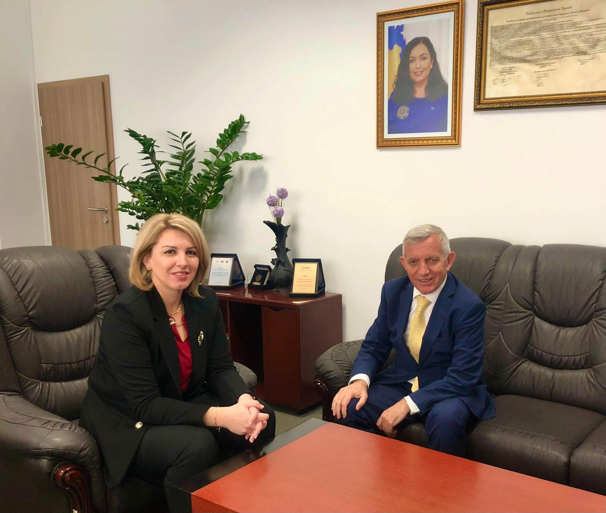 Kryetarja e Gjykatës Themelore të Prishtinës priti në takim Ambasadorin e Shqipërisë në Kosovë
